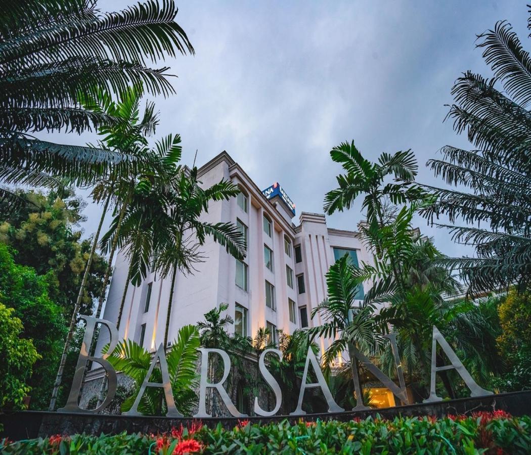 Barsana Hotel & Resort Shiliguri Exterior foto